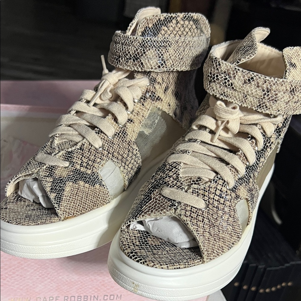 Cape Robbin Snakeskin Open-Toe Sneakers - Beige and Brown